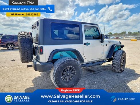 Used 2008 Jeep Wrangler Sahara w/ Dual Top Group AWD/4WD image 4