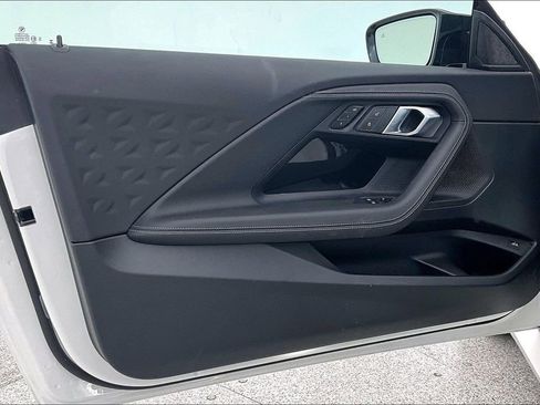 Used 2025 BMW M240i xDrive Coupe image 22