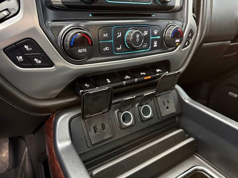 Used 2018 GMC Sierra 1500 SLT image 31