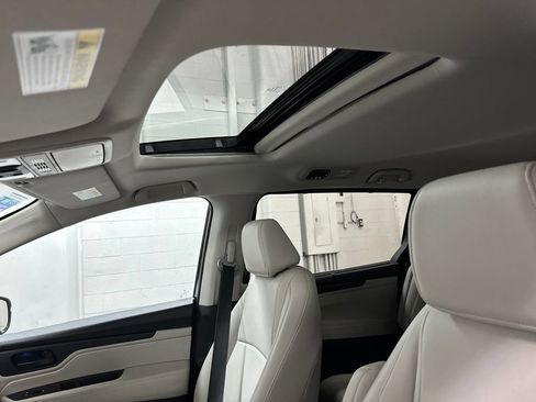 Used 2026 Honda Odyssey EX-L image 36