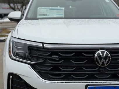 New 2026 Volkswagen Atlas SEL Premium R-Line