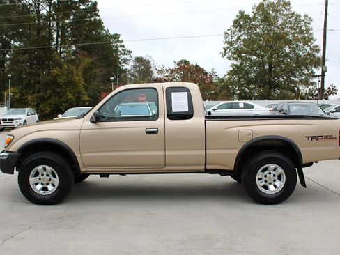Used 1999 Toyota Tacoma 4x4 Xtracab V6 image 5