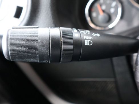 Used 2015 Jeep Wrangler Unlimited Sahara image 30