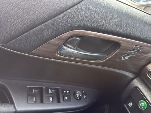 Used 2017 Honda Accord EX-L image 22