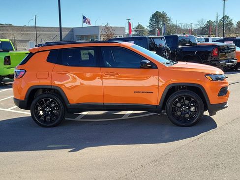 New 2026 Jeep Compass Latitude w/ Sun and Sound Group AWD/4WD image 2
