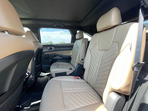New 2026 Kia Sorento SX Prestige w/ Olive Brown Leather Package image 28