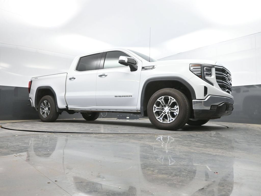 Used 2025 GMC Sierra 1500 SLT AWD/4WD image 33