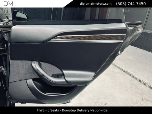 Used 2022 Tesla Model S Standard Range AWD/4WD image 28