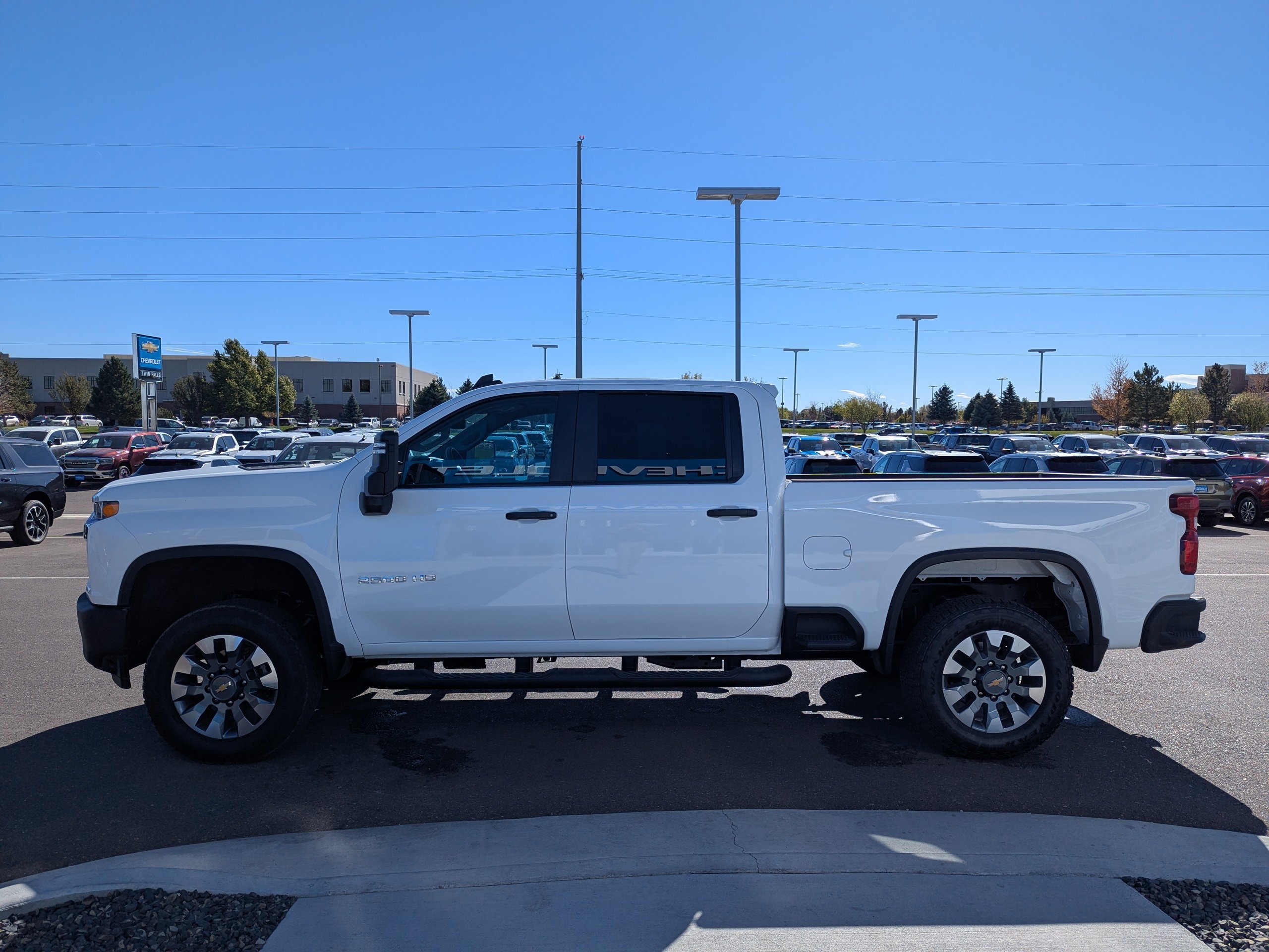 Certified 2023 Chevrolet Silverado 2500 Custom w/ Custom Convenience Package AWD/4WD image 8