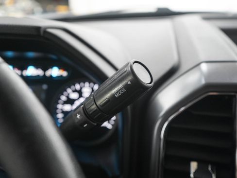 Used 2019 Ford F150 XLT w/ Equipment Group 302A Luxury AWD/4WD image 22