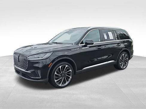 Used 2025 Lincoln Aviator Reserve w/ Equipment Group 201A AWD/4WD image 4