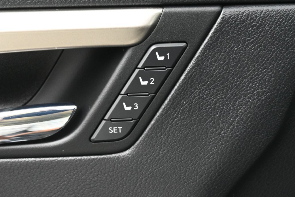 Used 2022 Lexus RX 350 F Sport w/ Accessory Package AWD/4WD image 5