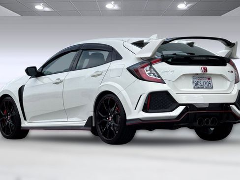 Used 2018 Honda Civic Type R image 8