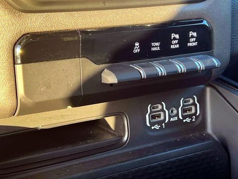 Certified 2023 RAM 1500 Big Horn image 26