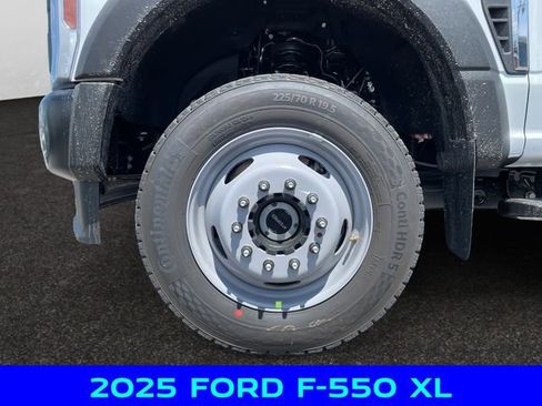 New 2025 Ford F550 4x4 SuperCab Super Duty w/ Snow Plow Prep Package image 13