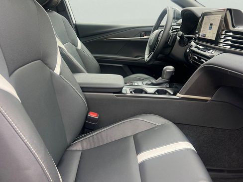 Certified 2025 Toyota Camry SE image 20