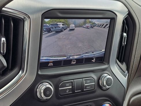 Used 2021 GMC Sierra 1500 SLT w/ SLT Premium Plus Package AWD/4WD image 9