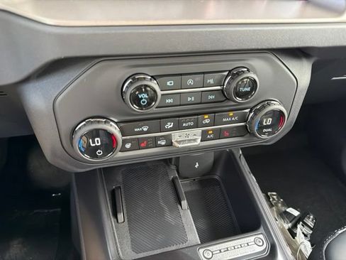 New 2026 Ford Bronco Outer Banks AWD/4WD image 17