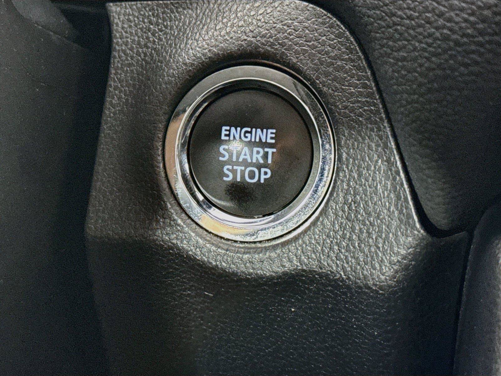 Certified 2025 Toyota RAV4 XLE AWD/4WD image 21