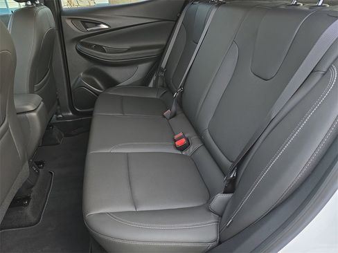 Used 2024 Buick Encore GX Sport Touring image 13