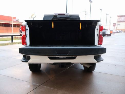 Used 2020 Chevrolet Silverado 2500 LTZ image 25