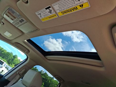 Used 2017 Honda CR-V EX-L image 16