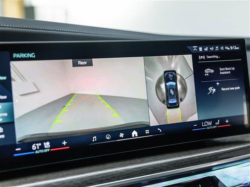 Used 2026 BMW i7 eDrive50 w/ M Sport Package RWD image 26