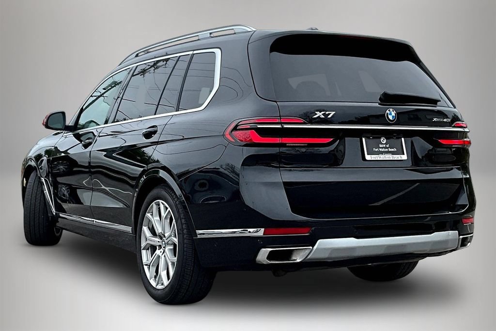 Used 2023 BMW X7 xDrive40i w/ Premium Package AWD/4WD image 4