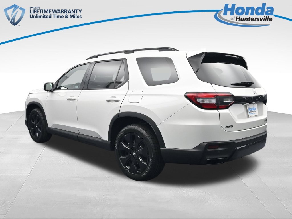 New 2026 Honda Pilot Black Edition image 6