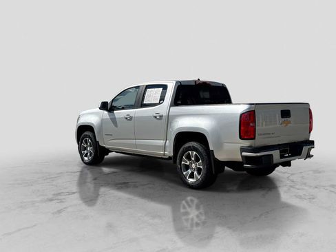 Used 2017 Chevrolet Colorado Z71 AWD/4WD image 3