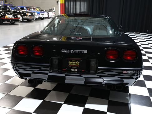 Used 1990 Chevrolet Corvette ZR-1 RWD image 23