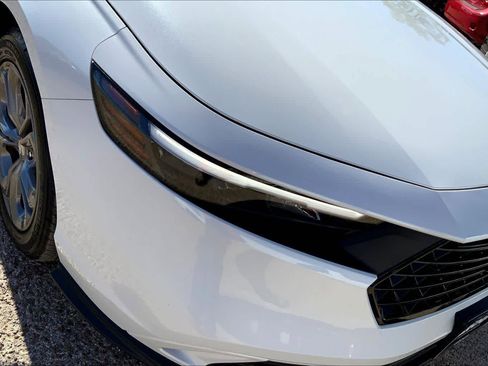 Used 2024 Honda Accord EX image 26