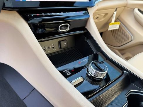 New 2026 Jeep Grand Cherokee L Limited AWD/4WD image 23