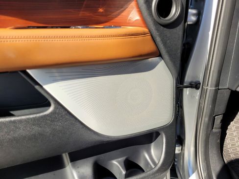 Used 2021 Lincoln Navigator L Reserve w/ Luxury Package image 24