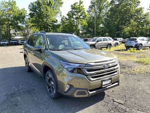 New 2026 Subaru Forester Touring AWD/4WD image 2
