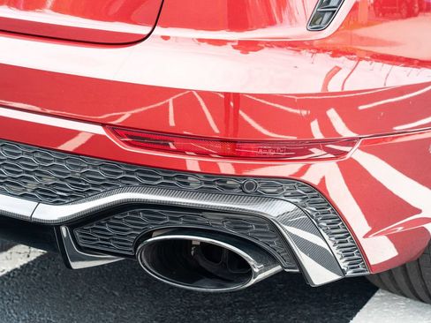 Used 2022 Audi RS Q8 w/ Carbon Optic Package AWD/4WD image 16