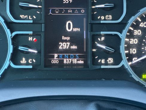 Used 2020 Toyota Tundra Limited w/ Limited Premium Package AWD/4WD image 31