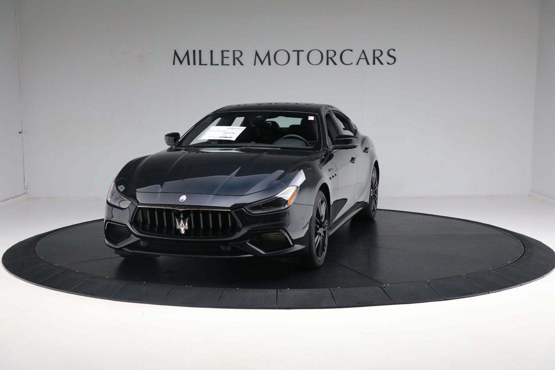 Certified 2024 Maserati Ghibli Modena Q4 AWD/4WD image 2