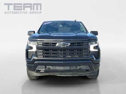 Used 2024 Chevrolet Silverado 1500 RST image 2