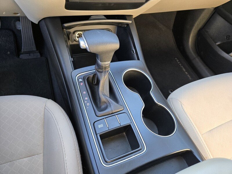 Used 2019 Kia Sorento FWD image 24