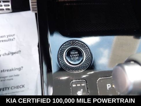 Certified 2023 Kia Niro SX Touring FWD image 18