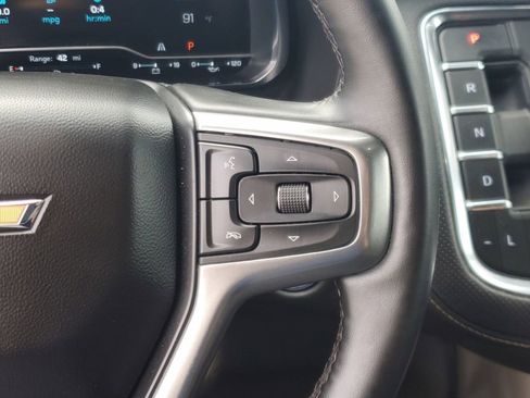 Used 2023 Chevrolet Suburban Premier RWD image 25