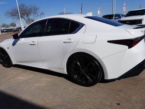 Used 2023 Lexus IS 350 F Sport image 4