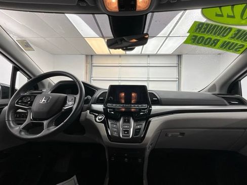 Used 2022 Honda Odyssey Touring image 4