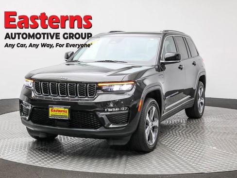 Used 2023 Jeep Grand Cherokee 4WD 4xe image 1