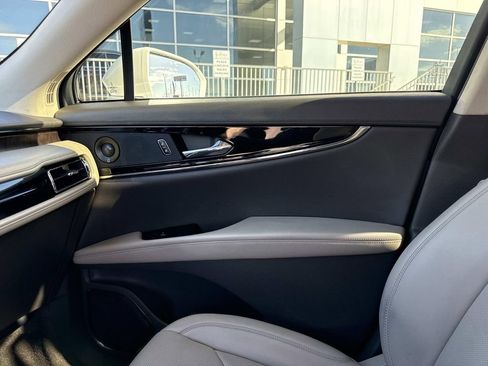 Used 2021 Lincoln Nautilus Reserve w/ Equipment Group 201A image 22