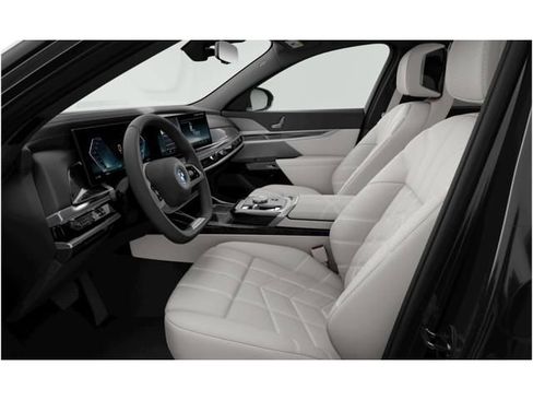 New 2026 BMW i7 eDrive50 w/ Premium Package image 6