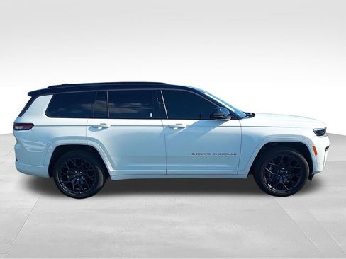 Used 2026 Jeep Grand Cherokee L Summit w/ Obsidian Package AWD/4WD image 6