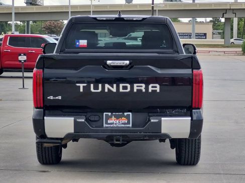 Used 2024 Toyota Tundra Limited w/ Power Package AWD/4WD image 5