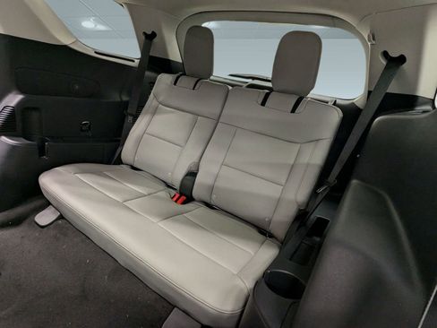 New 2026 Ford Explorer Active w/ Active Comfort Package image 19